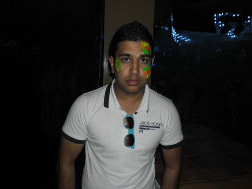 Vishh1992's profile picture. Live everyday like its your last...