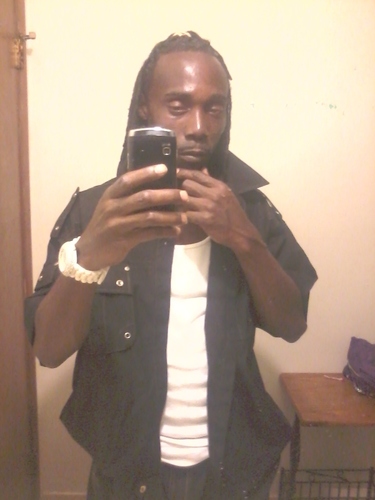 AlgiersD's profile picture. 