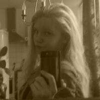 ik_ben_gwn_leuk's profile picture. TH 13 beste klasjj ever!!!!! i love you .....! welke naam hoort er op de puntjes te staan?