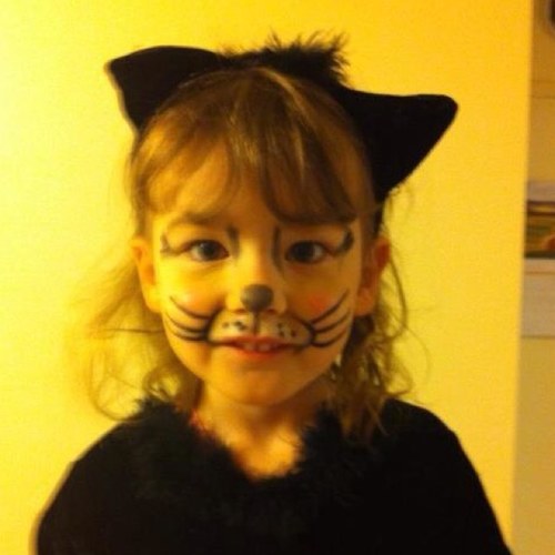 rainasmommy's profile picture. 