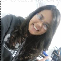 marrenta , manhosa , chata , sincera , louca , estúpida , atrapalhada , idiota , troxa (...) Princesa só do @i_Gustavoo SÓO DELE  *-*