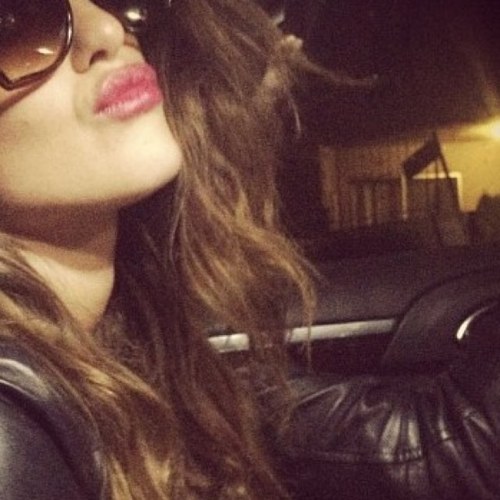 LuisaKnauthCav's profile picture. • I'm falling for your eyes but they don't know me yet •