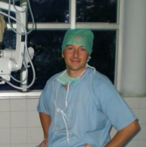 Ophthalmologist. My main activity is focused on anterior segment surgery and Medical retina. My research is actually focused on corneal crosslinking.