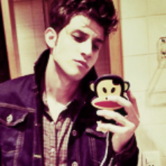 Meu mundo é vc,porque eu só sei te viver
E no meu S2 sempre levarei vç @ChayLeao
Since:20/05/12