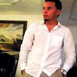 _Jeffrey Desings_
Estudiante de TDG y Diseñador de Automotriz
Instagram: jeffalvarez_18