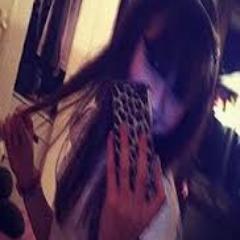 Eu  ( Como Muitos ) Ama a Bruna Eu Amo e Fiz essa Pag no Twitter Pra ela, quem Gosta dela Me Segue Pf ! ? Minha → @Bru_Nobrega