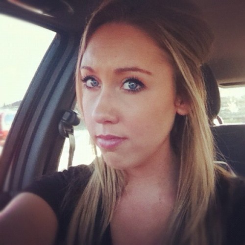 lindsayasbreuk's profile picture. Laugh when you can, apologize when you should, and let go of what you can’t change.