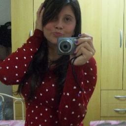 Agente vive num mundo que tudo que você fizer você estara errado :c