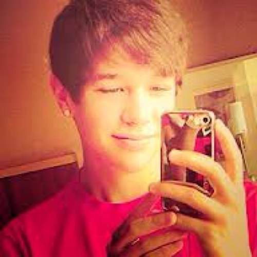 MahoneAustinRP's profile picture. I'm Just Austin Mahone.  I Have A Bestfriend: @FauxKsha. If You Will Press That Button. {Taken!!!}