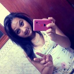01:50 . 04.02.12 *-* seegue ? eu sigo de volta ;]