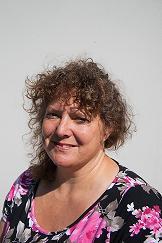 IterSolutions's profile picture. psychosociaal werker, paarden-coach, KIES-coach,optimist, contactlegger, liefdevol rustpunt, moeder.