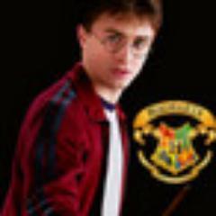 dono daqui @pajewskischwab - lufano , my blog of harry http://t.co/6pNfbCna
só seguirei , fcs , e uns aí 
since 05/05/11