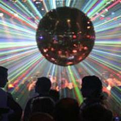 Todos los días iremos informando de las mejores fiestas en la noche granadina, los dj´s que vienen a la ciudad y los conciertos que habrá en las discotecas!!