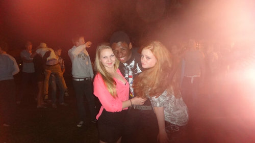 Friend loving! :)