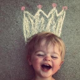 Minha beleza está na minha essência e no meu caráter.Acredito em sonhos e irei até o fim para realizá-los.Sou um simples homem com cara de menino.
