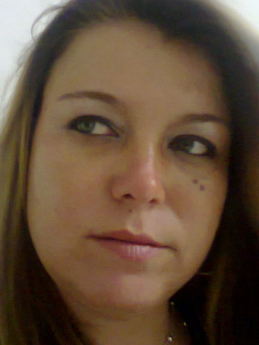 Sou muito curiosa,
Falo o que penso,
Sou otima amiga,
Sou bastante acolhedora e concelhera,
Odeio injustiça.