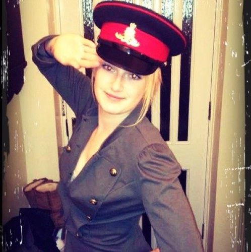 chantalsmith18's profile picture. Proud army wife :D