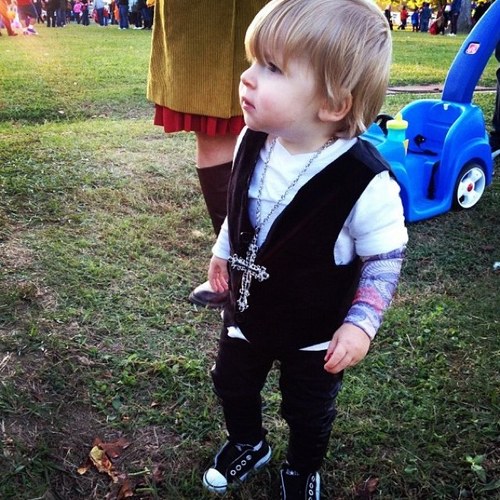 Father to Jace The Rockstar and #JudeNash, husband to the wonderful @emiep, and wannabe musician.