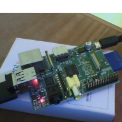fraspi_'s profile picture. I'm a nice Raspberry Pi Model B