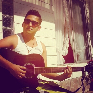 leliito's profile picture. amante de la musica y el canto... y soy de LOTA!!!