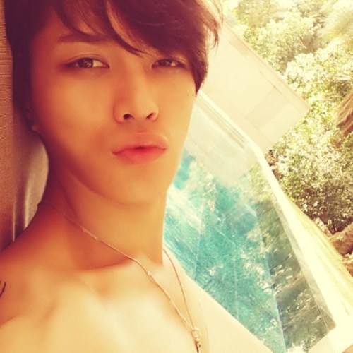 ย้ายแอคแล้วนะครับ ☞  @b_86JAE