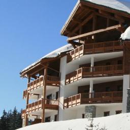 Luxurious apartment,Bisanne 1500,Les Saisies,FR.Amazing view over the Mont Blanc/Beaufort valley.Perfect base for ski,mountain bike and hiking holidays.3Cles,