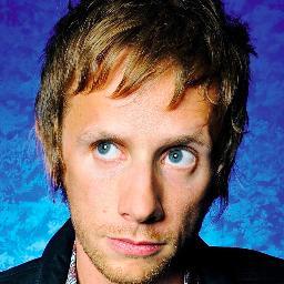 ¡Hola! Soy la versión hispano-hablante del baterista de Muse. Sígueme y te sigo ;)

En Twitter desde el 2010.