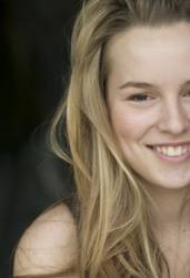 Bridgit Mendler Fan Oficial created account 11-4-12