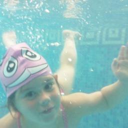 Escuela de Natación de bebes y niños. Sedes: Caballito, Flores y Boedo. Telefono: 4931-2093. http://t.co/DhmD9uKSEd