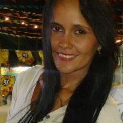 Escolhi o branco,porque respeito a vida!!!!!!AMOOOO Enfermagem!!!!!! Apaixonada fielmente pelo SÃO PAULO F. C. Amo Aviões do Forró!!!