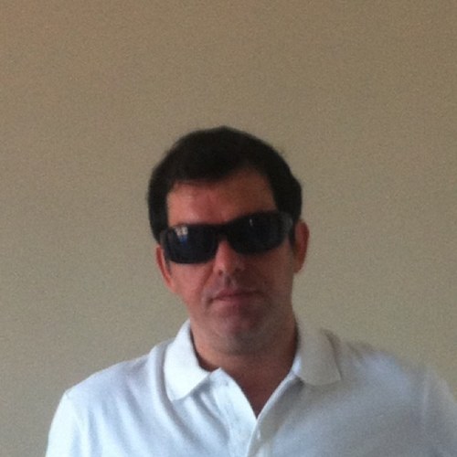 Diretor Executivo da Agência de Propaganda Radash Marketing Criativo. Apaixonado por propaganda, esportes, minha mulher e meus filhos!