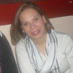 Uma pessoa alegre q gosta muito de musica e dos amigos e familiares. Saopaulina. Adoro a vida, a vida é bela se liga nela!!!!