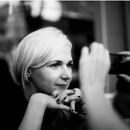 SammiLewissays's profile picture. A Milan based Mancunian (re)tweeting things I like.