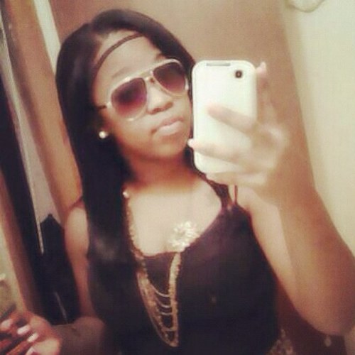 OnLikeA_SWiTCh's profile picture. Young Lady thats trying to make it by going to the Army :) Just Click Follow :)!! TeamIphone4 #TeamPolo#TeamSingle#TeamFuckaFriend#TeamIgetMoney#TeamSwagging