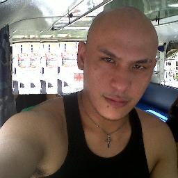 unic0hij0's profile picture. muy caliente papi!