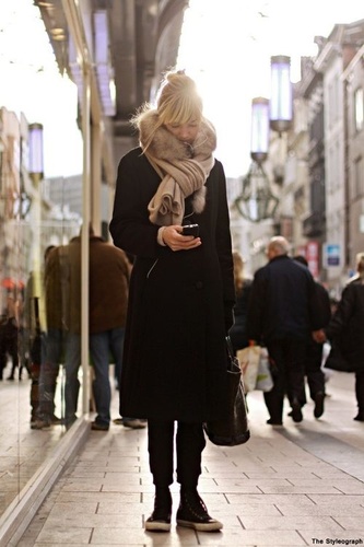 Love Fashion and personal style - with opinions! Awesome finds, tips, trends concerning shoes, boots, handbags, scarves, and more
