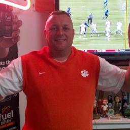 TommyChastain's profile picture. Sports and political news analyst with a never ending opinion. Just ask me!