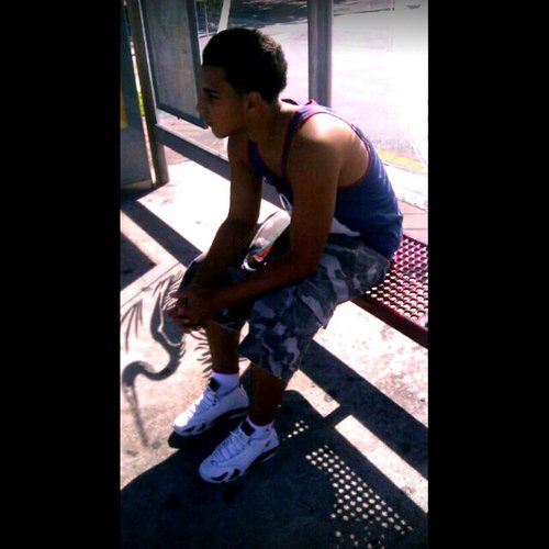 fight for living,dj,werk at footlocker,champs,footaction,buisness man,frum new jersey,puerto rican,dominican,trinidad,jamaican