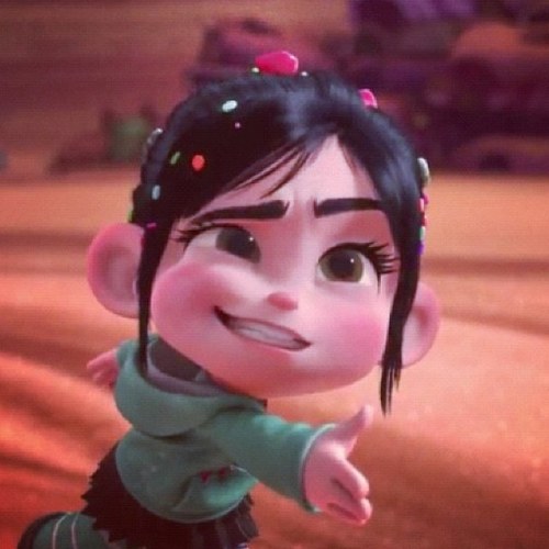 NotaGlitch's profile picture. Im a racer and not a glitch.