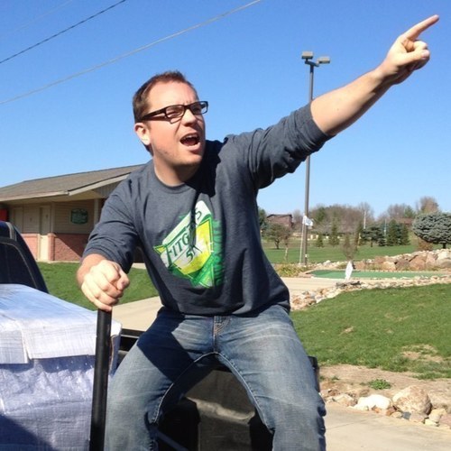 parnelllutz's profile picture. 