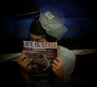 Adimle's profile picture. a short hair happy go lucky creature who loves stylish thingy..who believes retail therapy can make her happier..whos living a good life..dont follow me,im lost