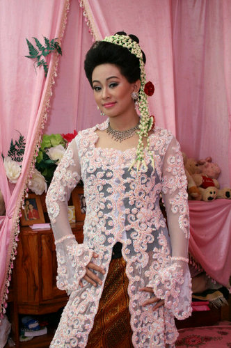 nhia88_maniezt's profile picture. FB: nhia maniezt•   Love my family, GiFo sangad, mudah bergaul• Hobby menyanyi & mengarang• Pengen jd Penulis  yg sukses & terkenal آمِّين  ☺