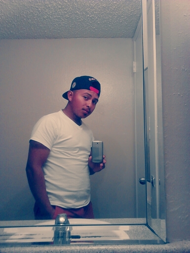 chimiro19's profile picture. 
