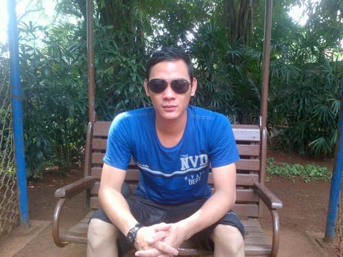 Ronggo_45's profile picture. Baik hati dan tidak sombong paling ganteng itu semua kata emak gw! Hehhee

My pin : 28A3865A