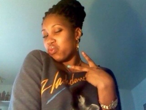 Carmel_Sweets's profile picture. Back up twitter for @queen__angiee