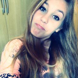 Não espere muito de mim.. Posso te surpreender ! Em palavras curtas sentidos múltiplos meus pensamentos são desprezíveis para o silencio que te aguarda.. p.edy