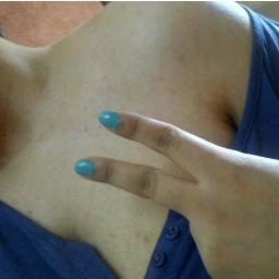 بنوته حبوبه دلوووعه مررره طالبه جامعيه في جامعه نوره ___ يدلعني وانا ادلع قولولي وش اسوي