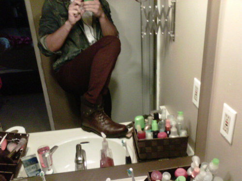 CaptainBoomer66's profile picture. If my tweets offend you than you've probably done something wrong ahahahha