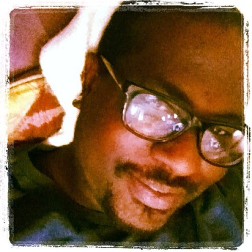 Da_StrangerX's profile picture. Un ours en peluche qui est sorti de sa longue hibernation de 4ans.... Wè pétasse le démon est de retour^^