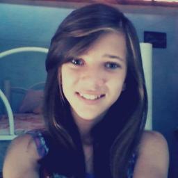 13 anos, libriana , Flamenguista ,dramatica,ciumenta,xata , Familiaa ♥ que saber mais segue? :* http://t.co/oTIgnoy1tX?